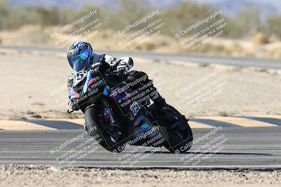 media/Dec-07-2025-CVMA (Sun) [[3e7d2de5dc]]/Race 10-Formula 40 Open/